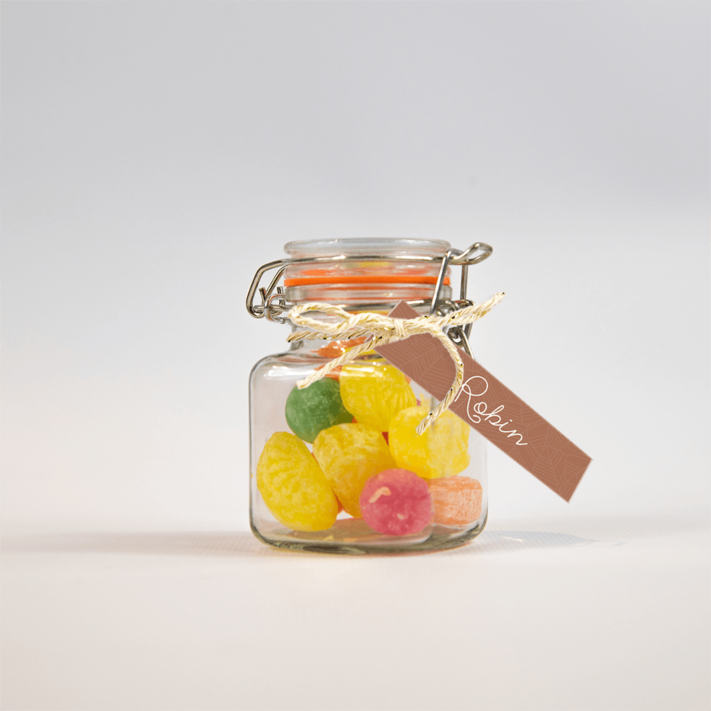 Label met takjes patroon op roestbruin - 16 stuks