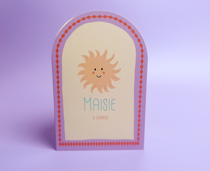 Geboortekaartje Halve boog dubbel zonnetje ruitjes paars oranje Maisie