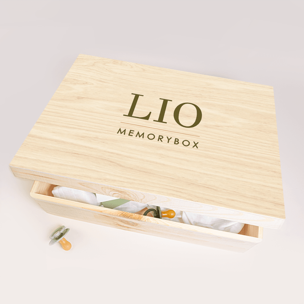 Memorybox stijlvol met naam in groen