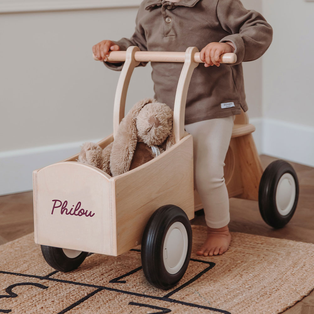 Houten bakfiets met naam