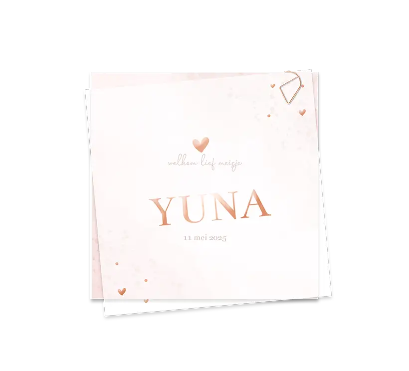 Kalkpapier geboortekaartje met roségoudfolie naam en hartjes