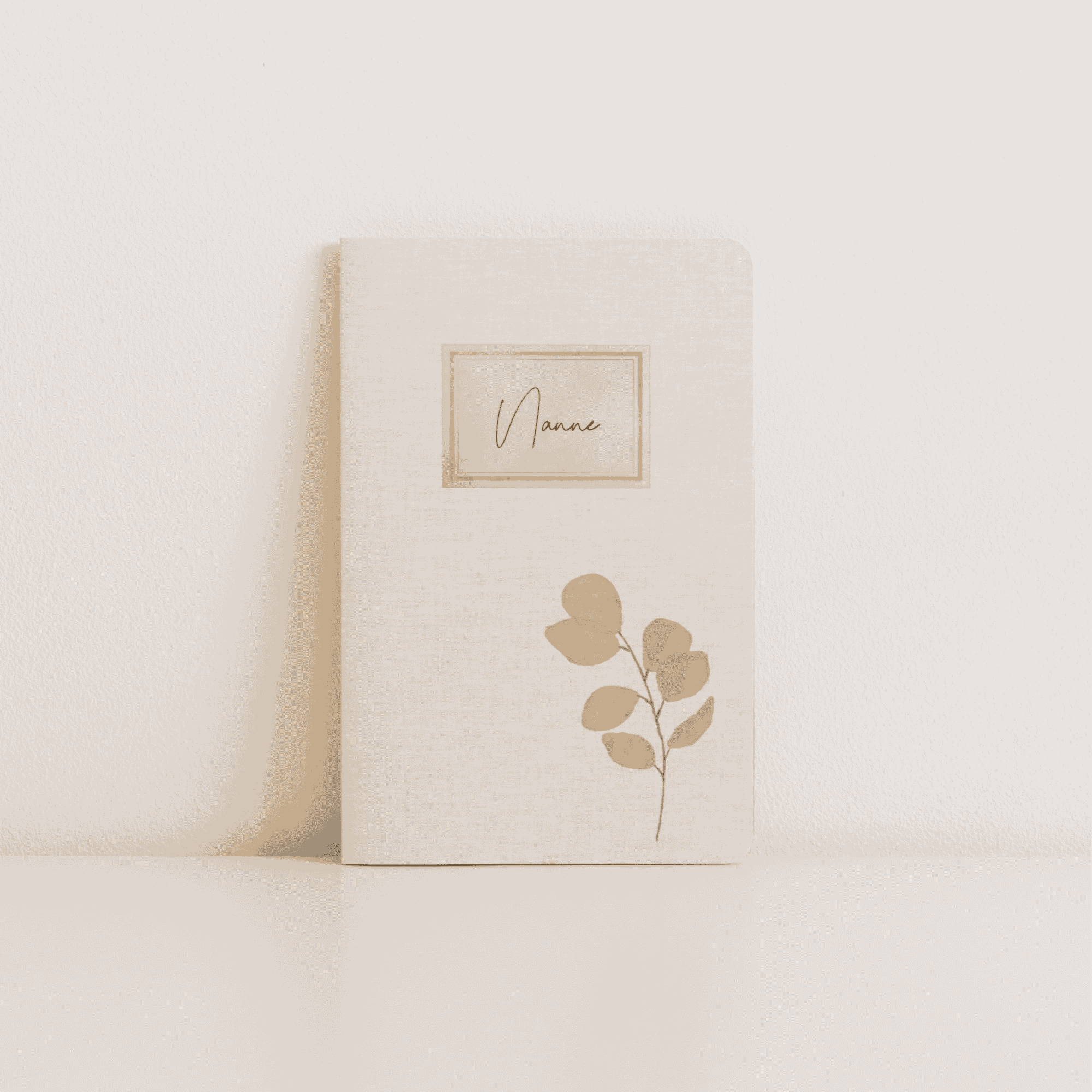 NEUTRAAL GEBOORTEKAARTJE ALS SCHOOLSCHRIFTJE