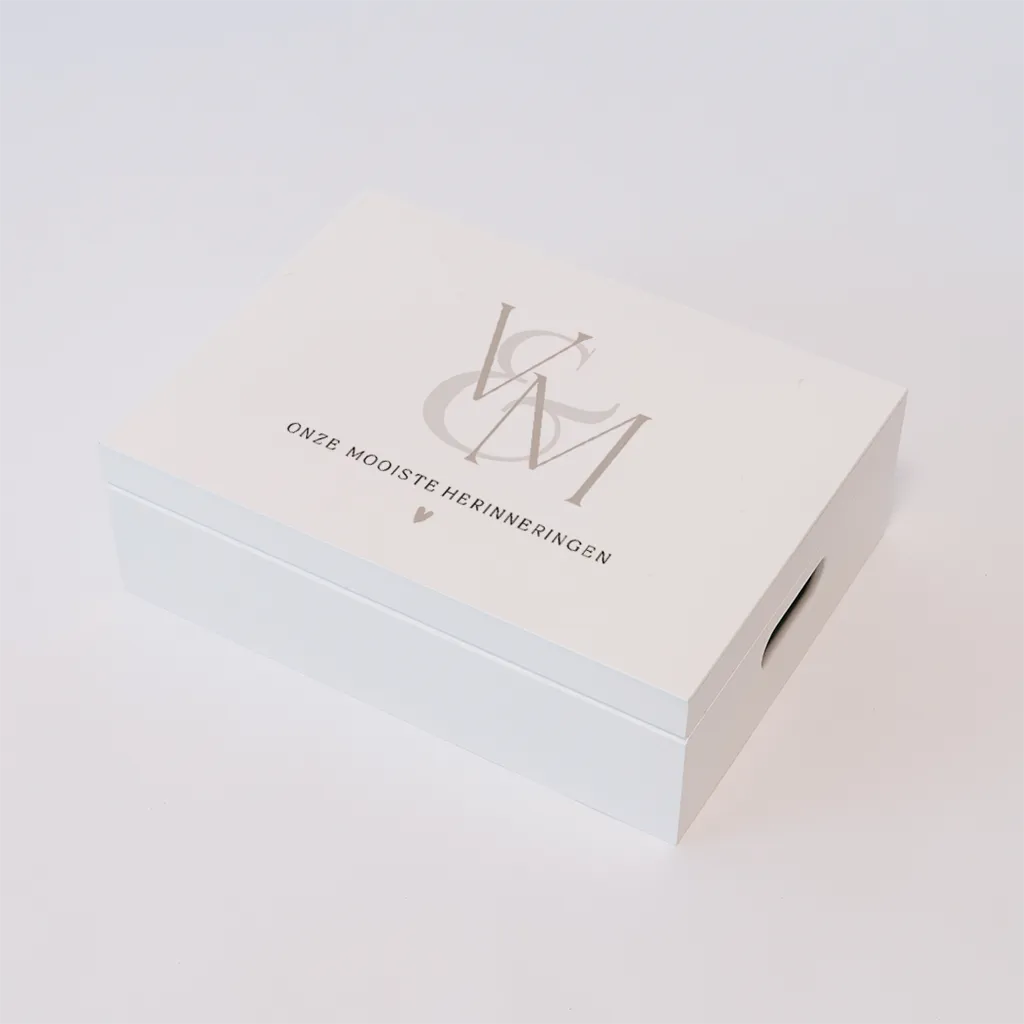 Memorybox huwelijk klassiek met initialen in beige