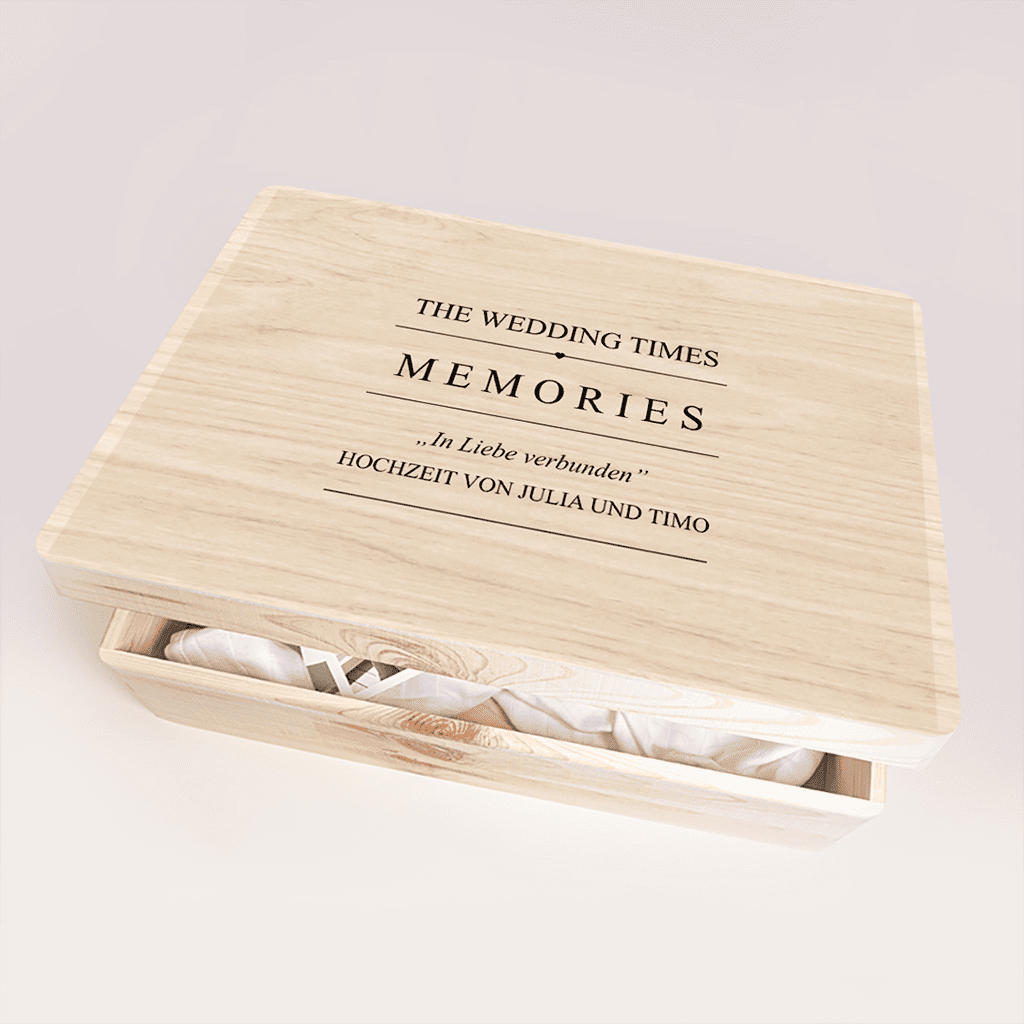 Erinnerungsbox Hochzeit mit eleganten Dekorationen und Herzchen