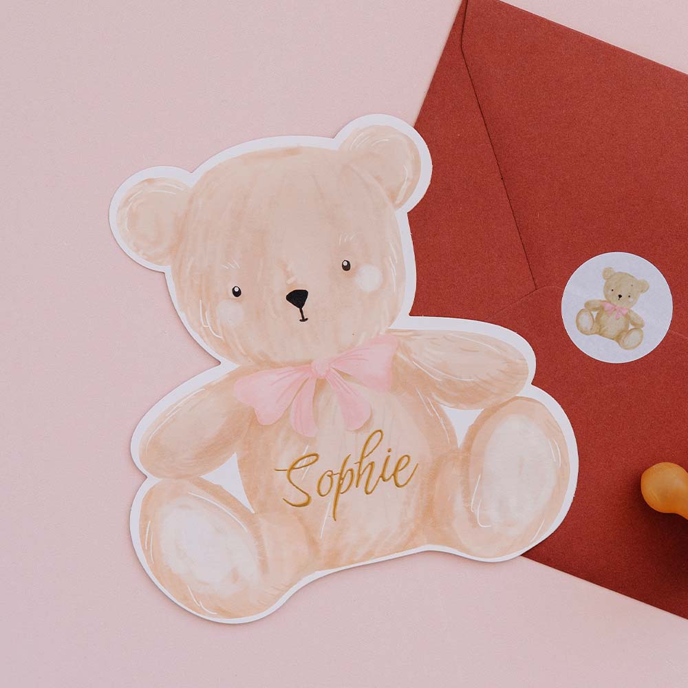 Geboortekaartje meisje in vorm van teddybeer met goudfolie