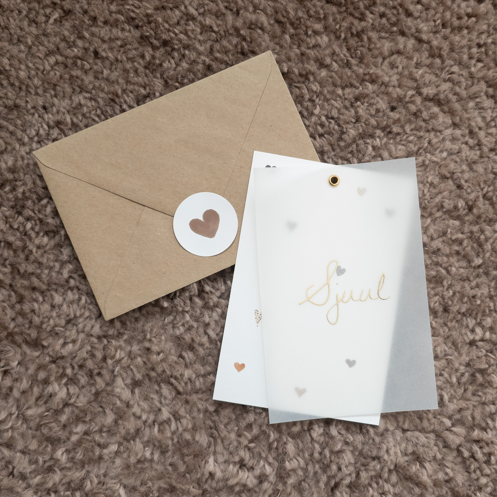 Geboortekaart kalkpapier goudfolie naam