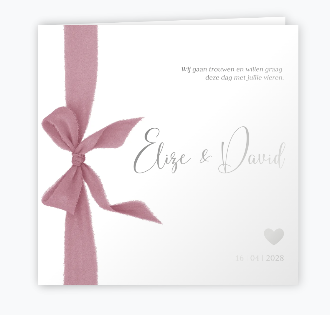 Stijlvolle trouwkaart met zilverfolie en strik