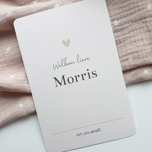 Geboortekaartje enkel neutraal met klein hartje