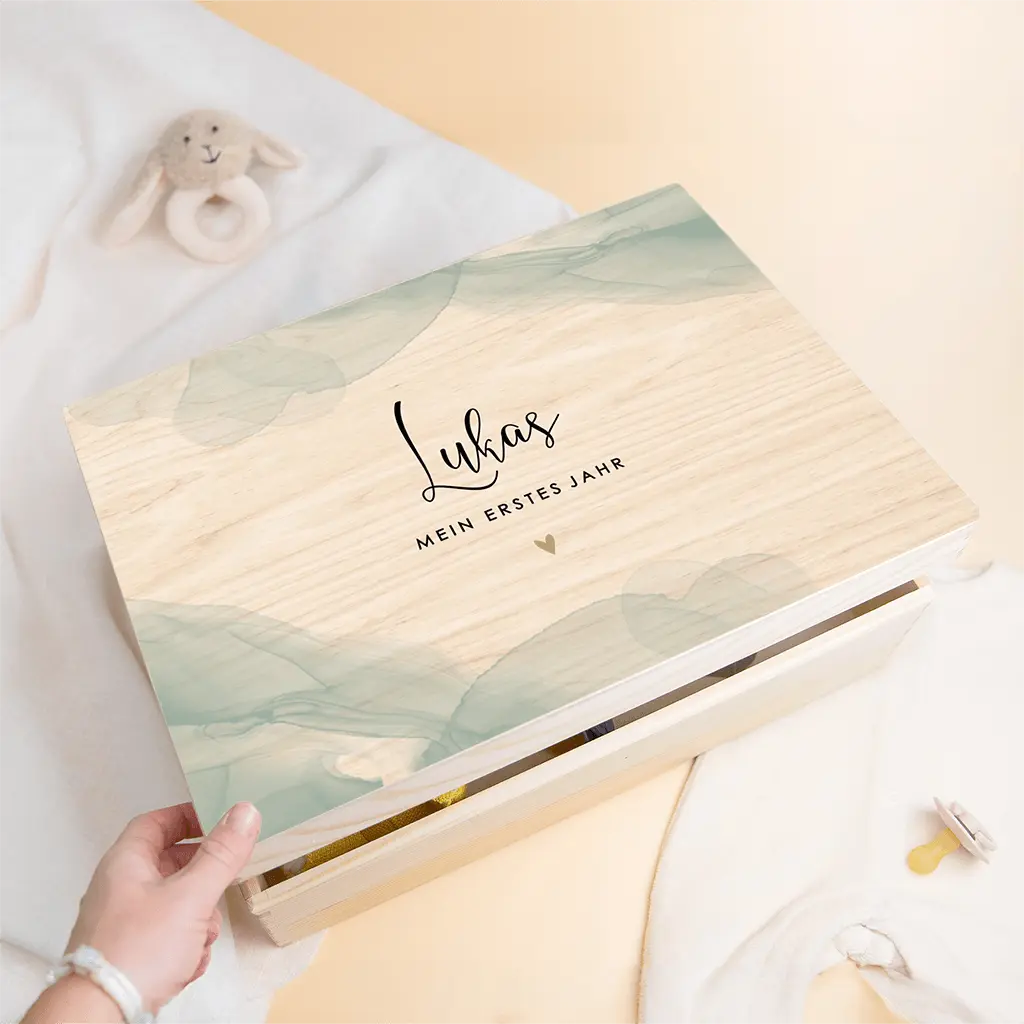 Erinnerungsbox aus Holz mit Aquarelldesign
