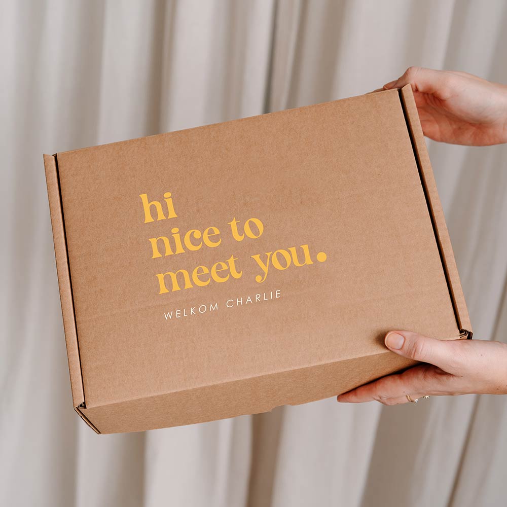 Cadeaudoos met hi nice to meet you tekst als origineel welkomstcadeau
