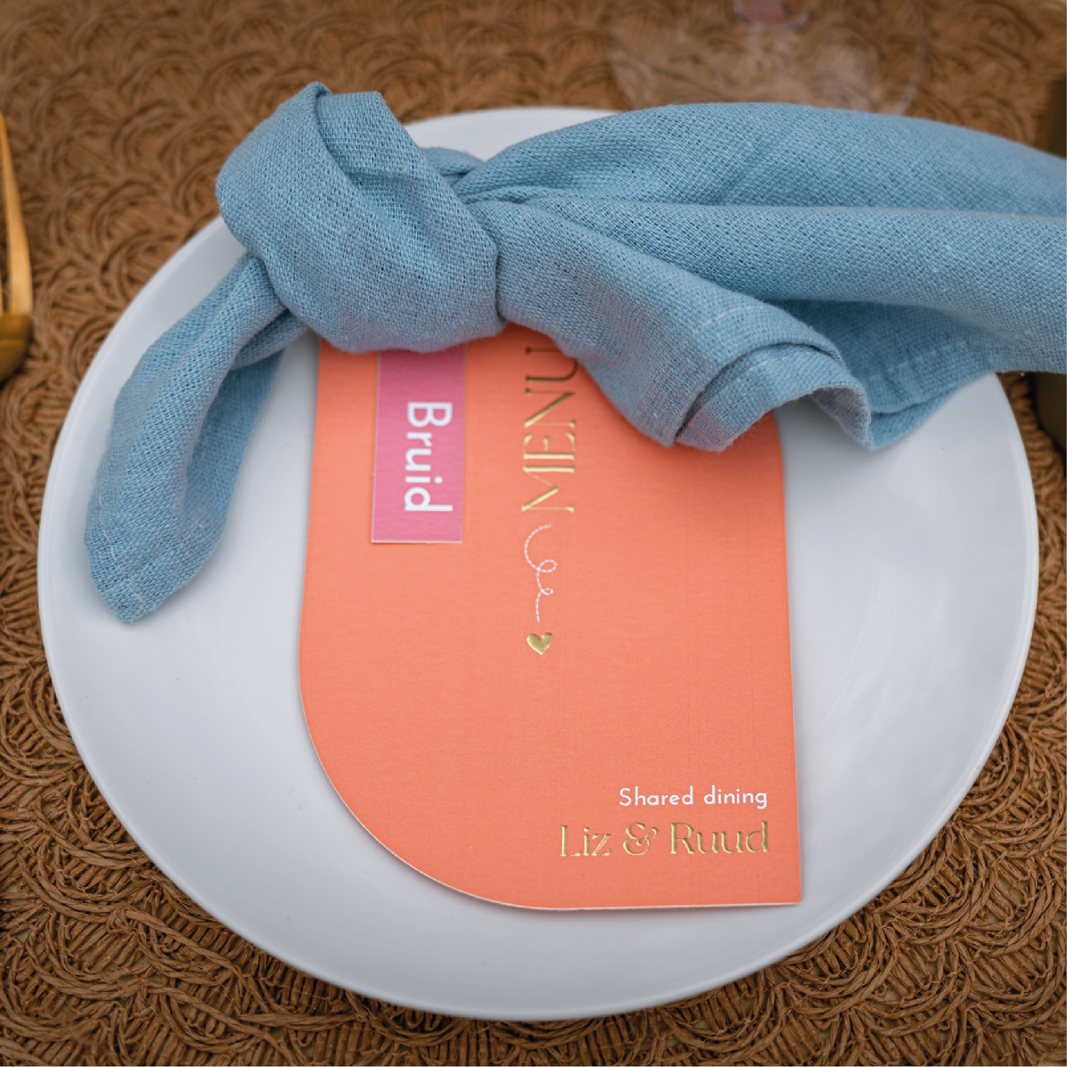 Menukaart druppelvorm peach goud