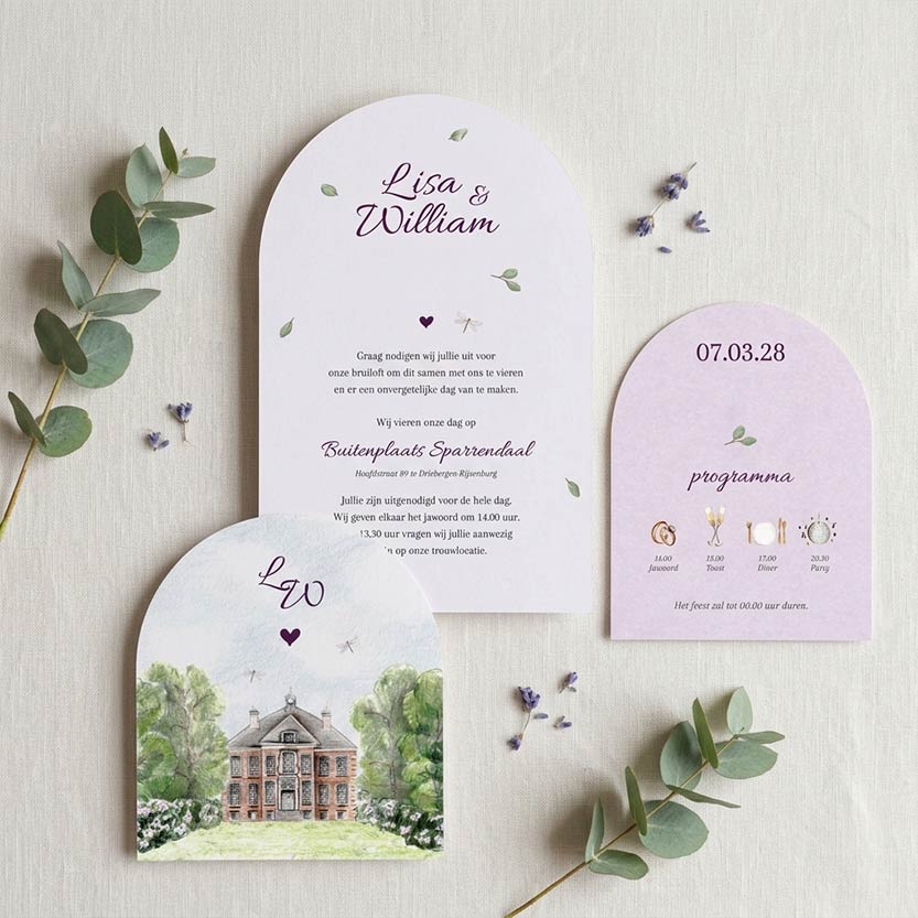 Moderne trouwkaart set trouwlocatie met lila blaadjes