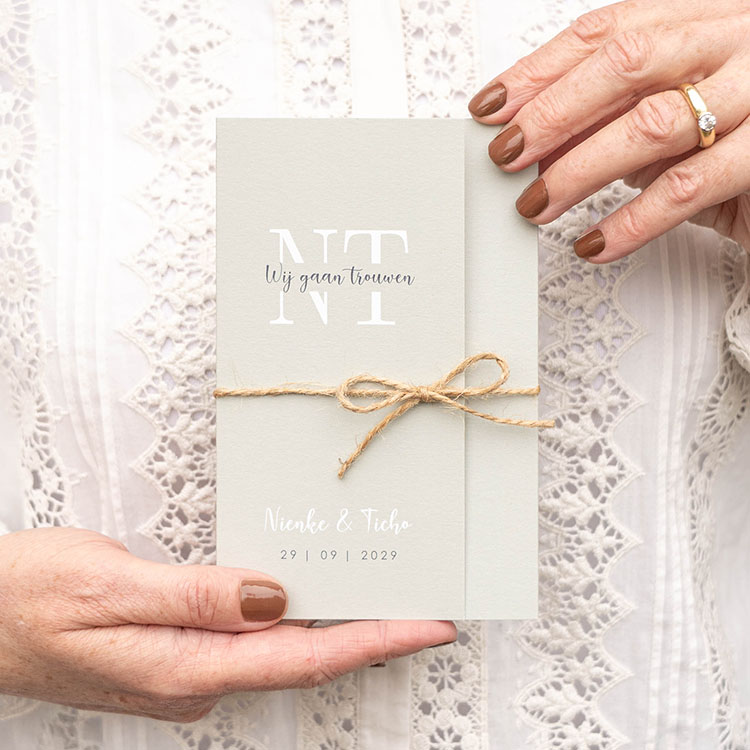 Drieluik bruiloft uitnodiging in groen met foto