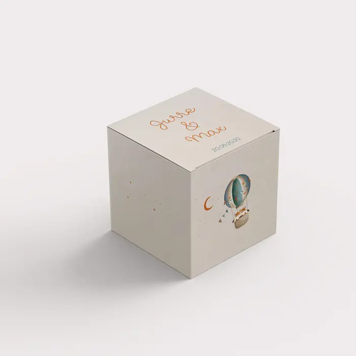 Doopsuikerdoosje met luchtballon en vosjes