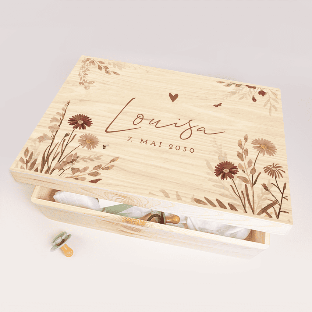 Erinnerungskiste mit Blumenprint und personalisierbaren Elementen