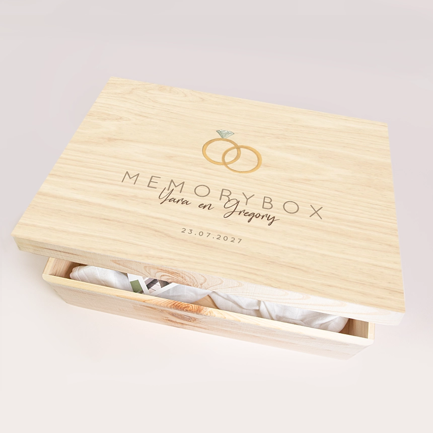 Memorybox bruiloft met illustratie van ringen