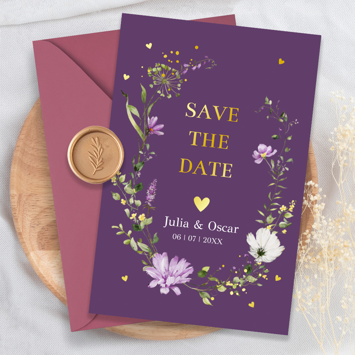 Save the Date kaart huwelijk paars bloemen krans goudfolie