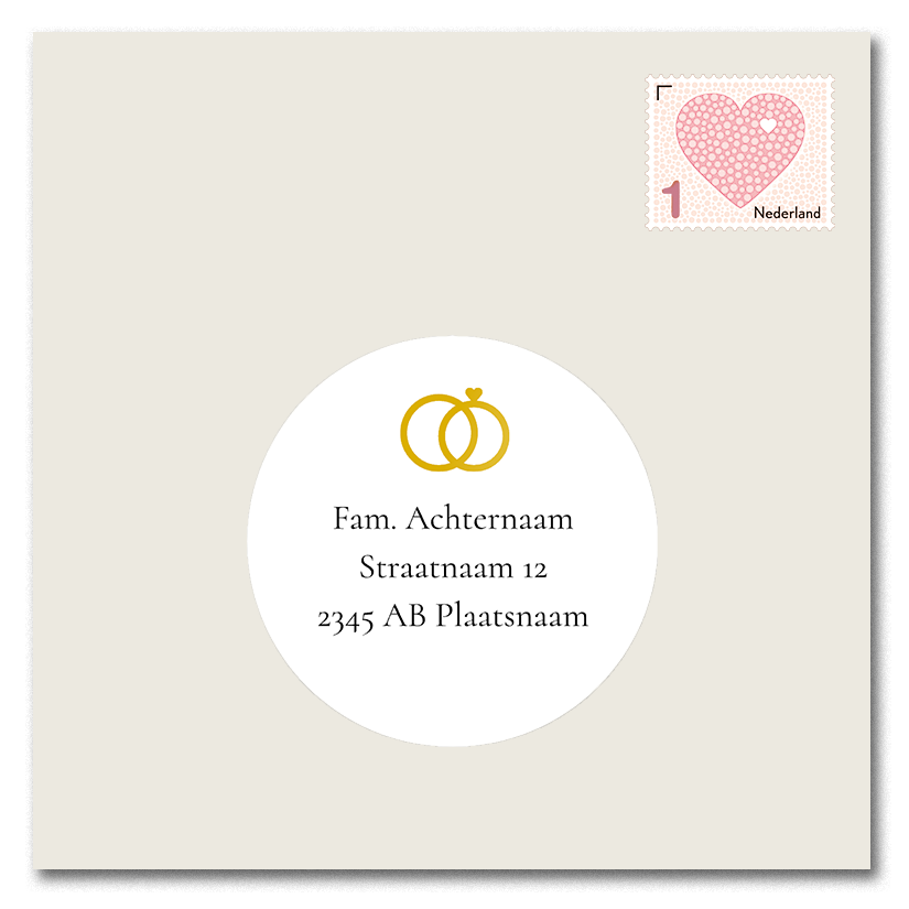 Ronde adressticker met trouwringen in goudfolie