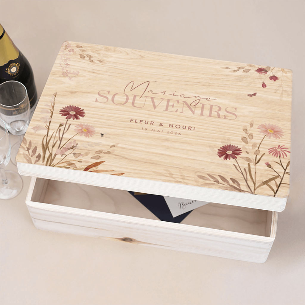 Boîte à souvenirs avec fleurs colorées