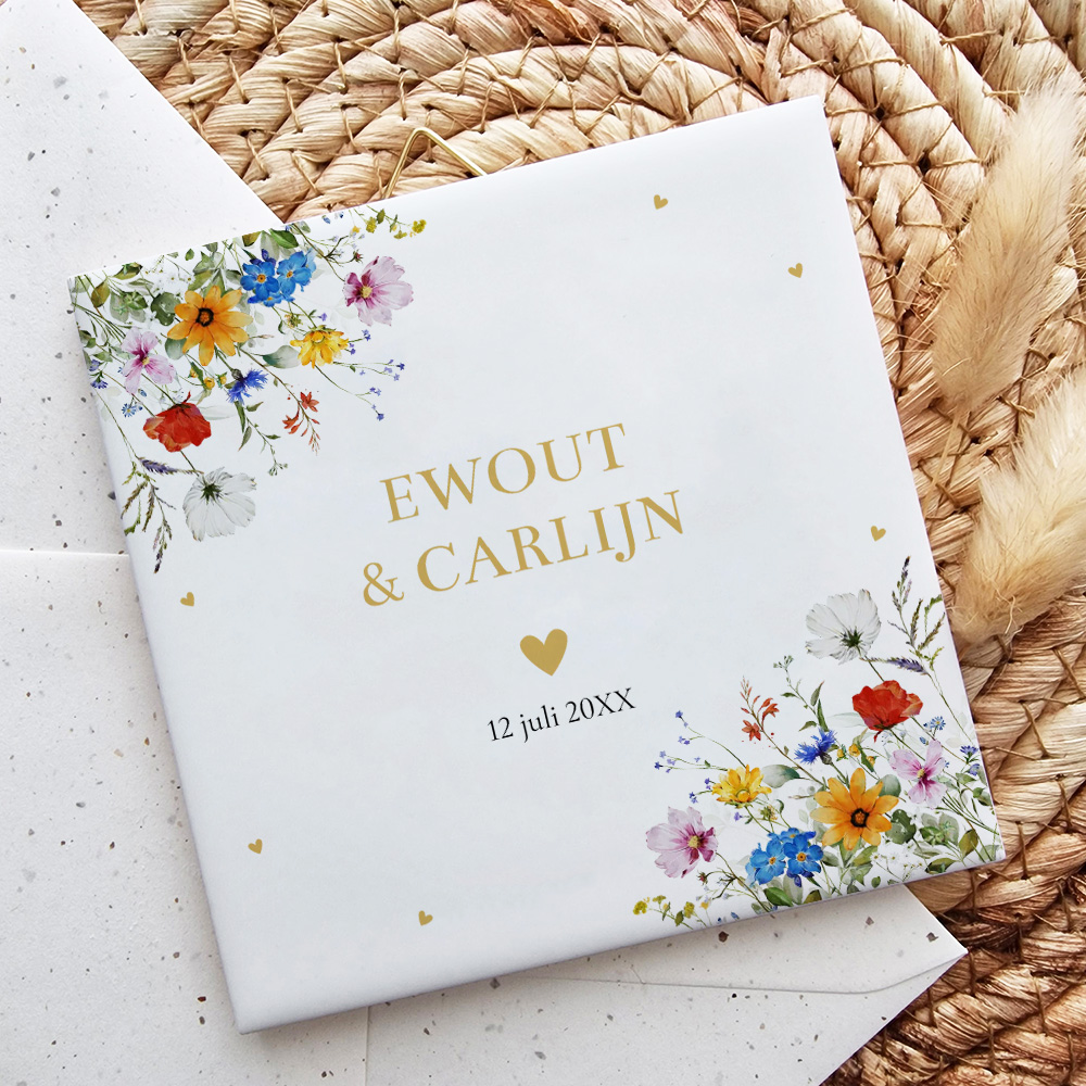 Tegeltje bruiloft wit zomerse bloemen eigen tekst