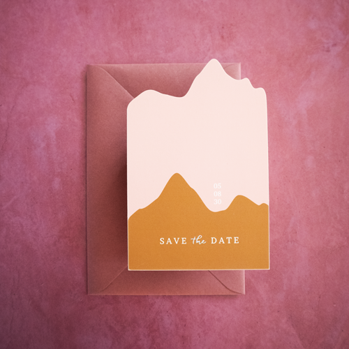 Minimalistische grafische save the date met bergen
