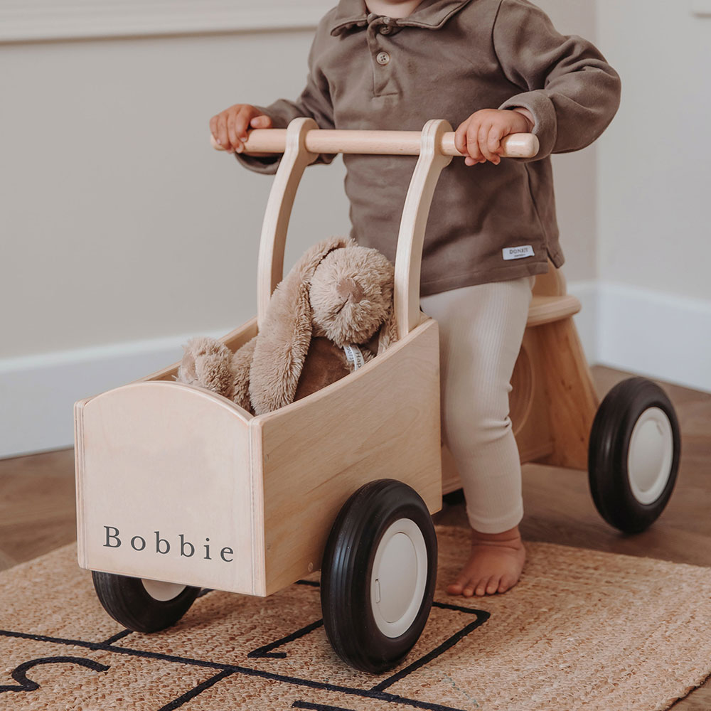Houten bakfiets met naam