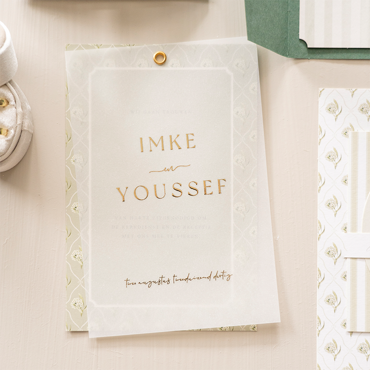 Vintage trouwkaart met kalkpapier voorblad