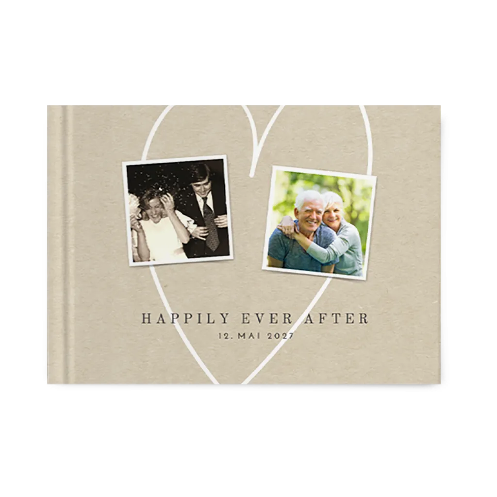 Gästebuch zur goldenen Hochzeit mit Fotos, Herz auf Sand-Hintergrund