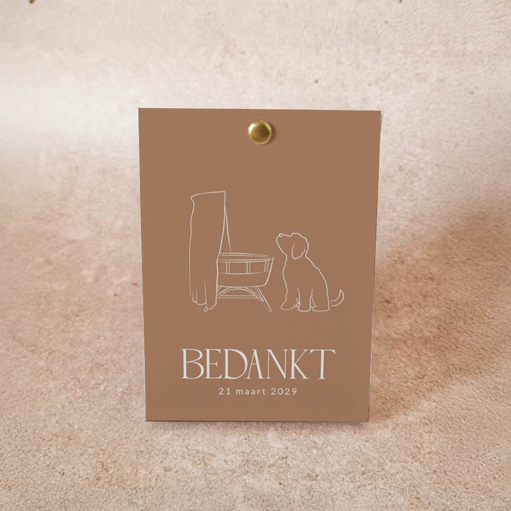 Doopsuiker tentkaartje met lijntekening labradoodle hond bij wieg