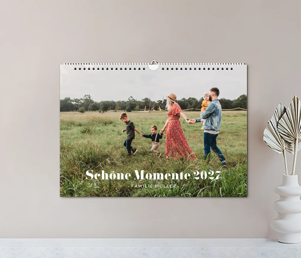 A4 Kalender mit Spiralbindung und großen Fotos