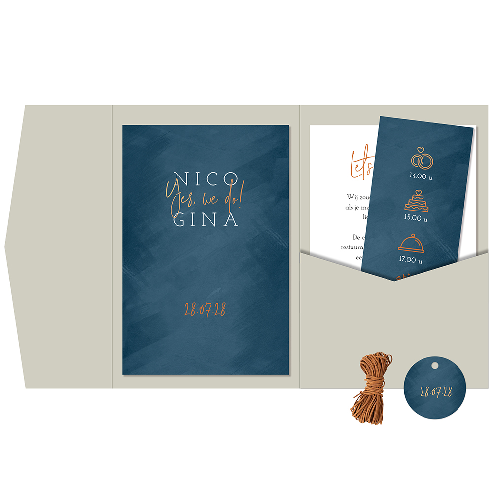 Koperfolie pocketfold trouwkaart met donkerblauwe waterverf