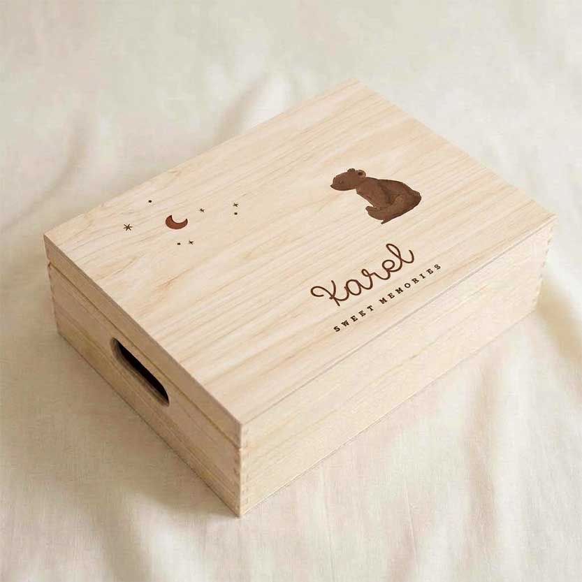 Memorybox hout geboorte beertje maan sterren