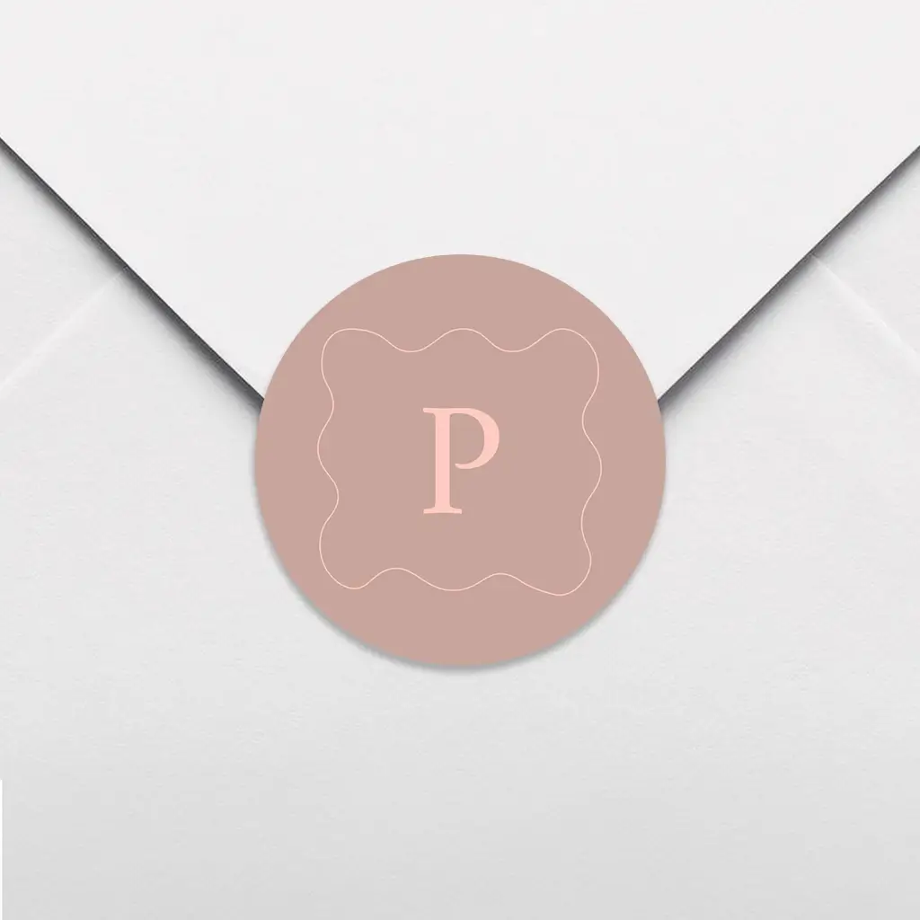 Sluitsticker oudroze met initiaal en lijntekening - per 25 stuks