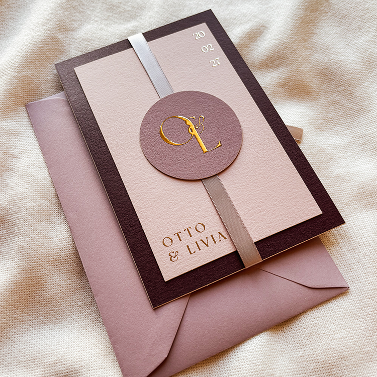 Prachtige kaartenset met een label en goudfolie