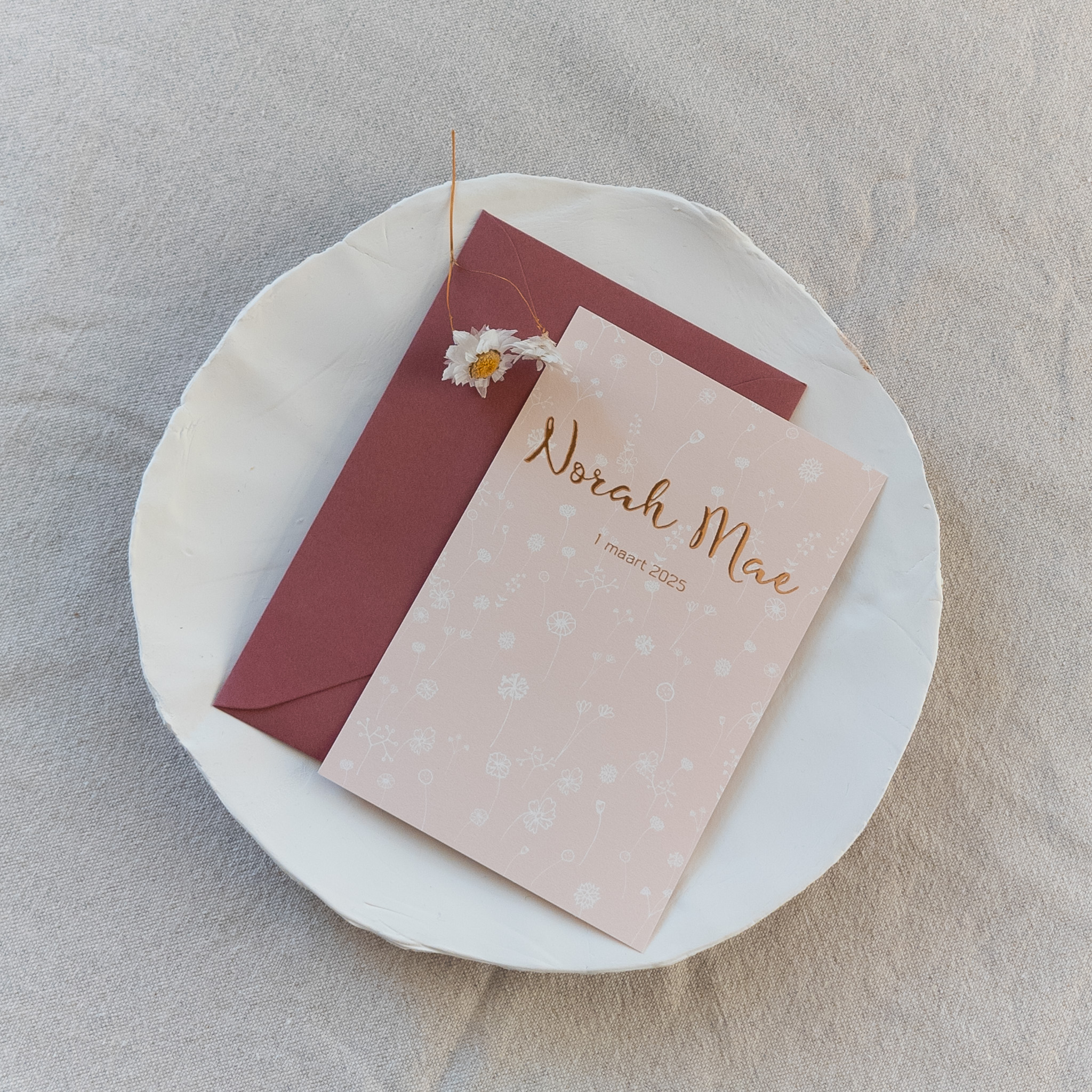 Geboortekaartje roséfolie bloemen print lichtroze