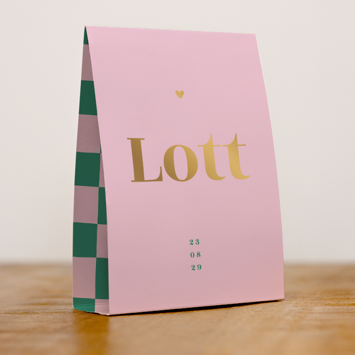 Kleurrijk tentkaart geboortekaartje meisje met hartje en foliedruk