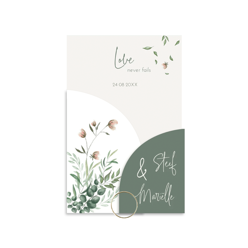 Luxe driedelige trouwkaart met handgetekende blaadjes en bloemen