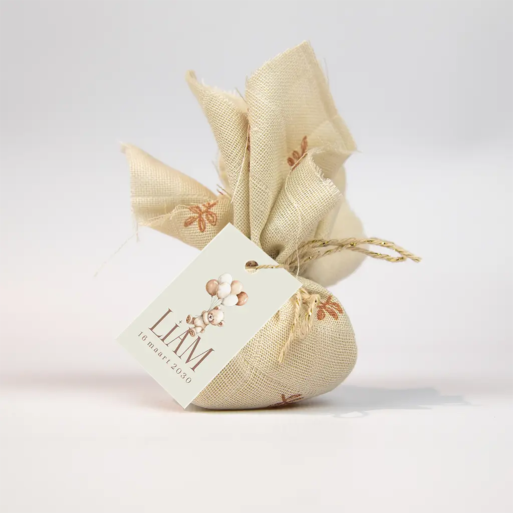 Lief traktatie labeltje met beertje, naam en datum - per 18 stuks