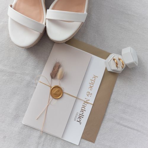 Trouwkaart set Wrapped with love