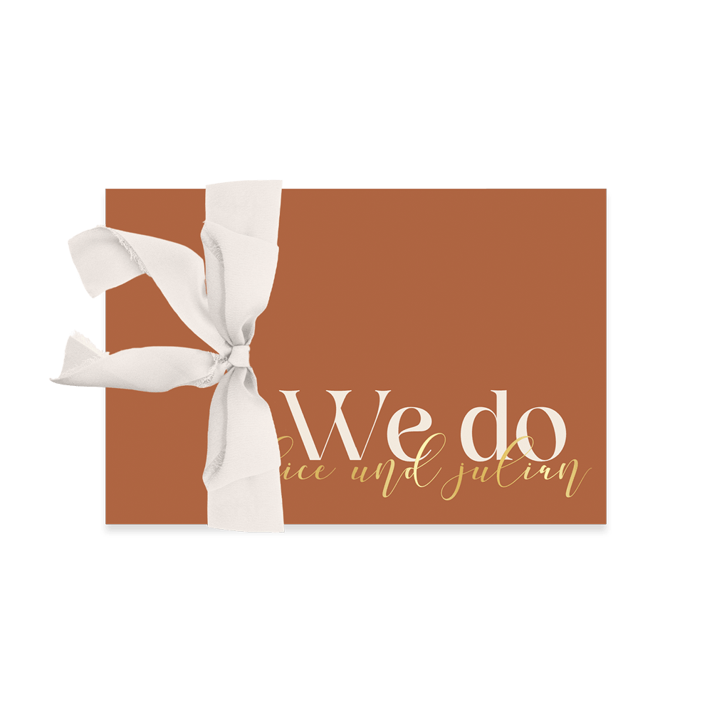 Elegante Hochzeitseinladung mit Goldfolie und optionalem Seidenband