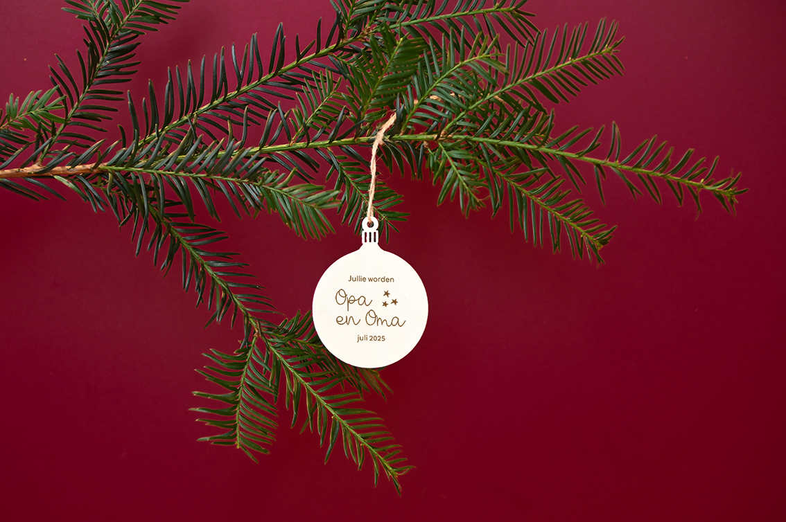 Houten kersthanger met sterren voor opa en oma