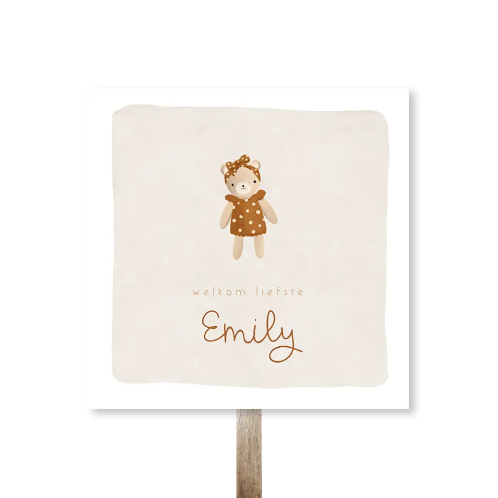 Beige tuinbord met knuffel