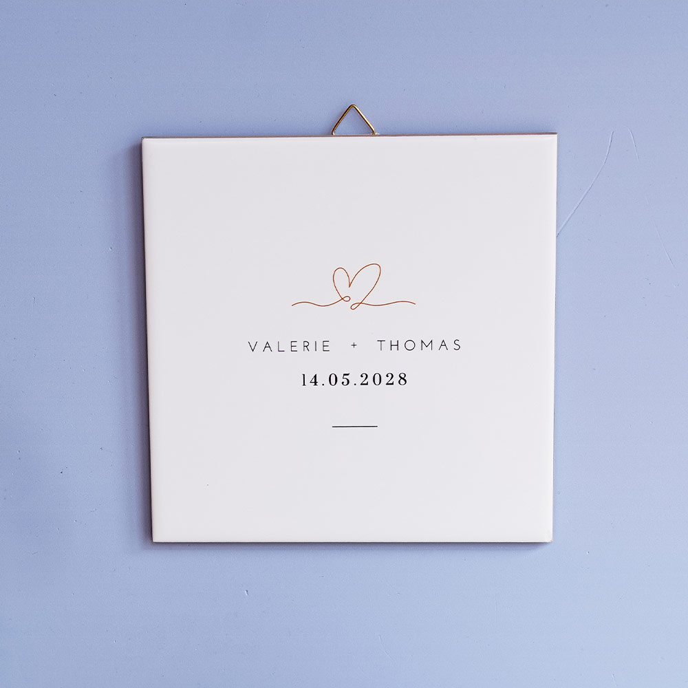 Bruiloft tegeltje minimalistisch met hartje in lijntekening