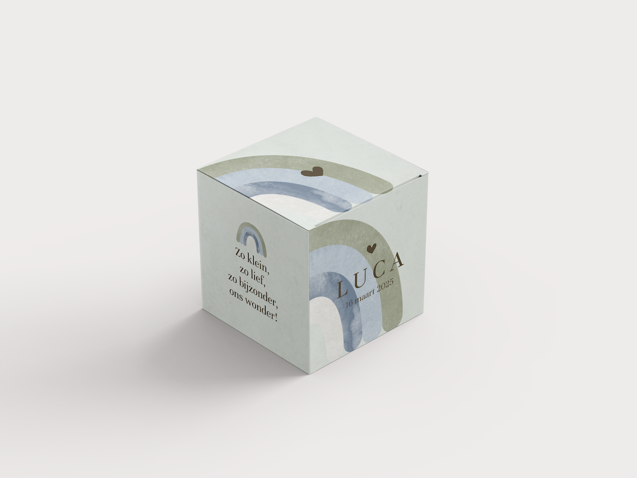 Regenboog watercolor doopsuikerdoosje in groene pastelkleuren