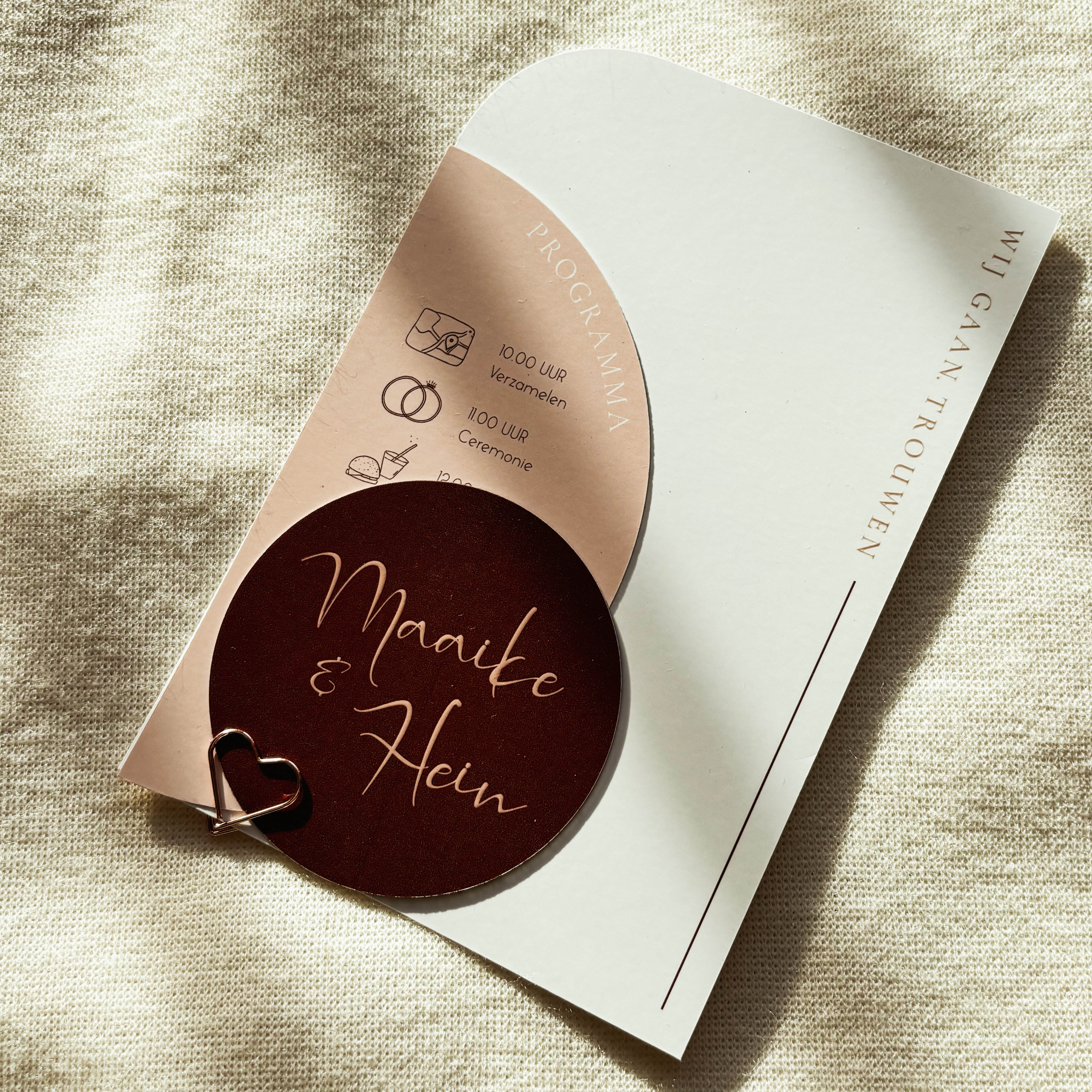 Chique trouwkaart set in natuurlijke kleuren