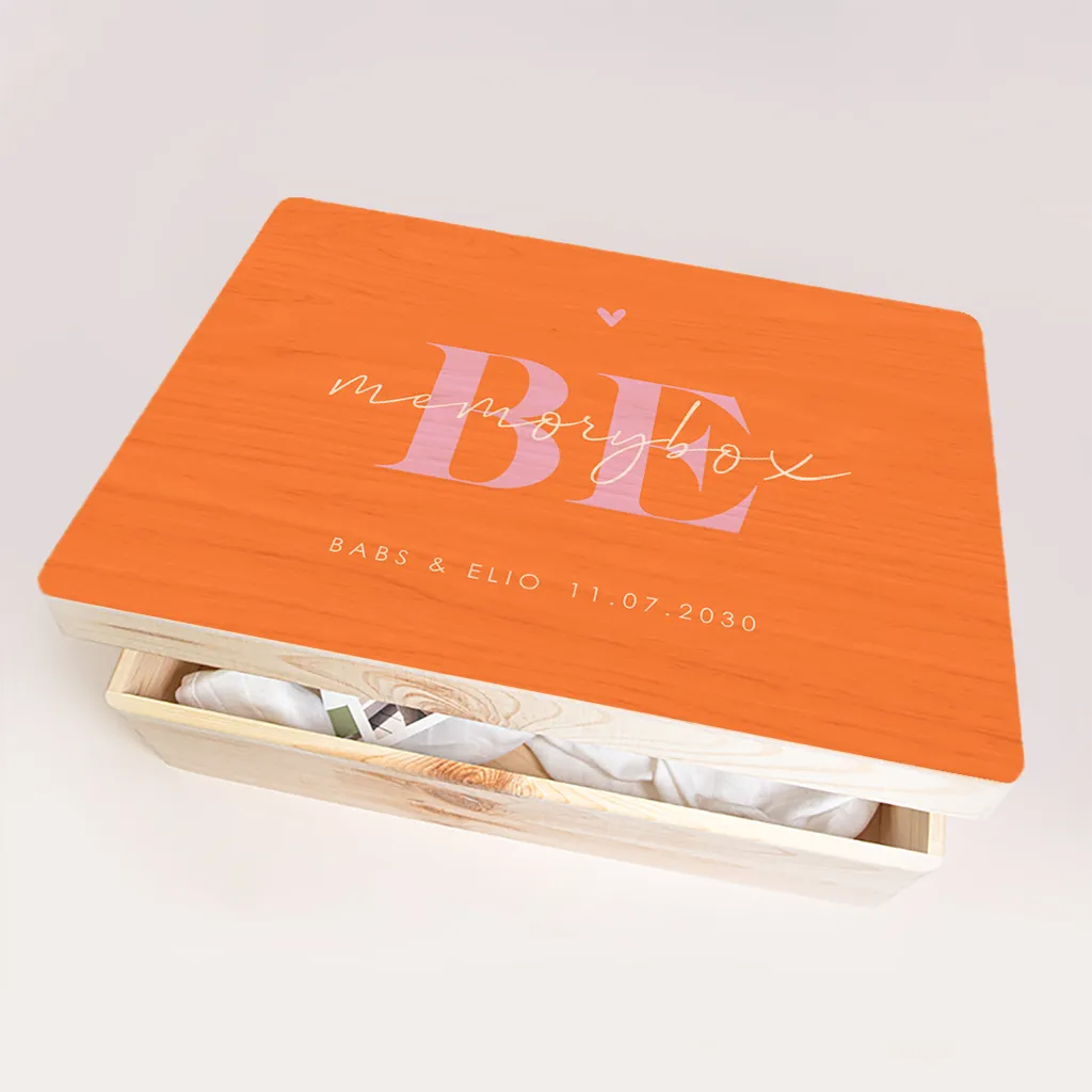 Color blocking memorybox bruiloft met initialen
