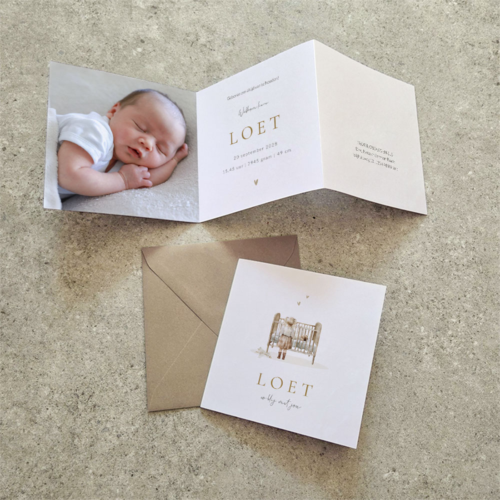 Geboortekaartje unisex drieluik met lieve grote zus bij wieg