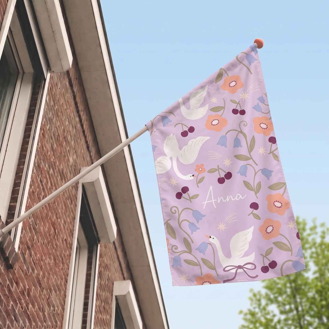 Geboortevlag kleurrijk doodles ganzen paars