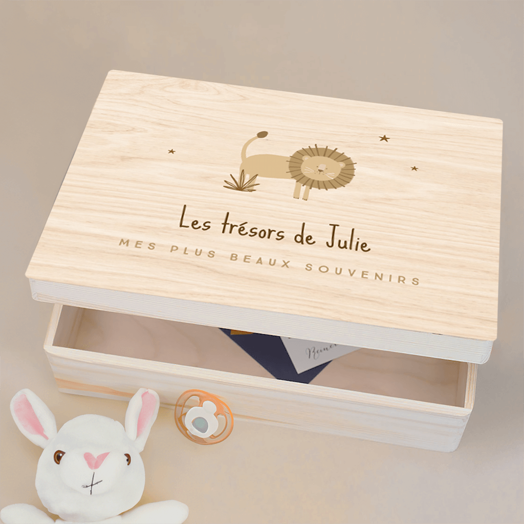 Boîte à souvenirs avec un lion et des étoiles