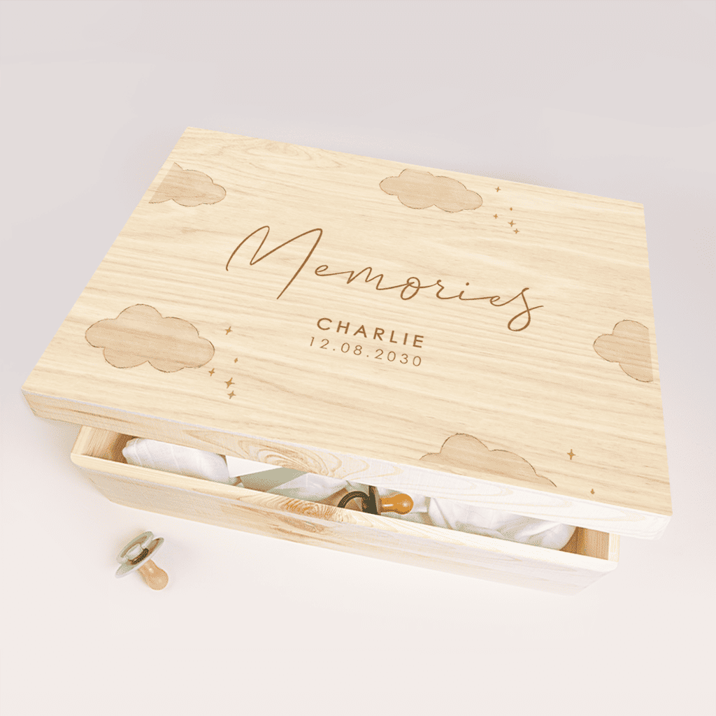 Schöne Memorybox als Geschenk zur Geburt mit Himmel Motiv